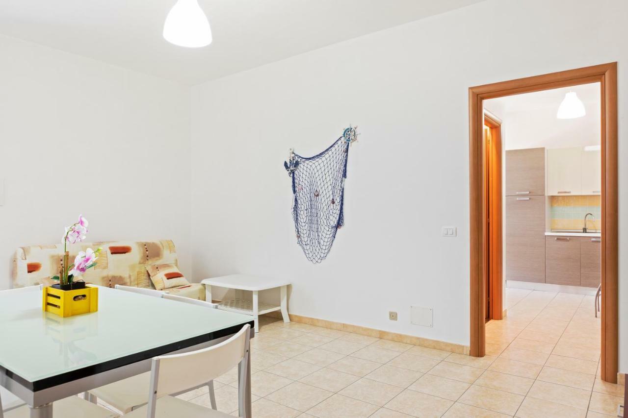 Focallo Seaside Holiday Flat 圣玛丽亚德尔法加洛 外观 照片