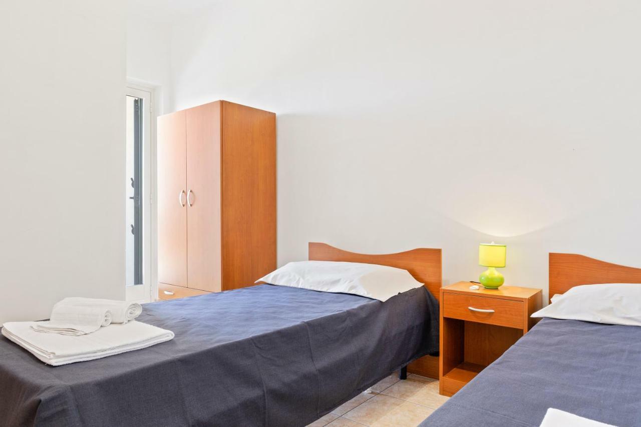 Focallo Seaside Holiday Flat 圣玛丽亚德尔法加洛 外观 照片